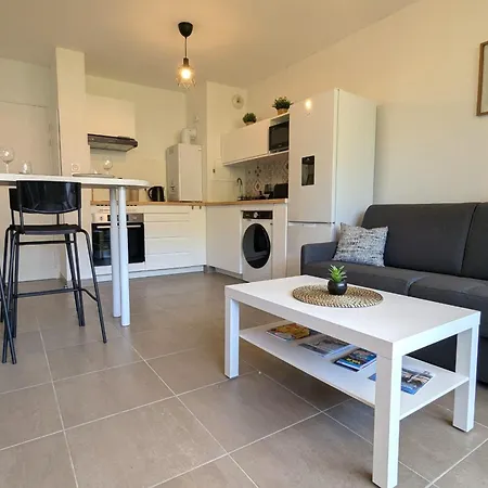 With Terrace In The Heart Of * Toulon