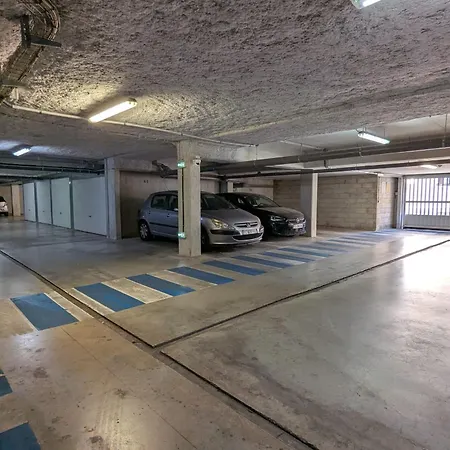 Apartmán With Terrace In The Heart Of Toulon